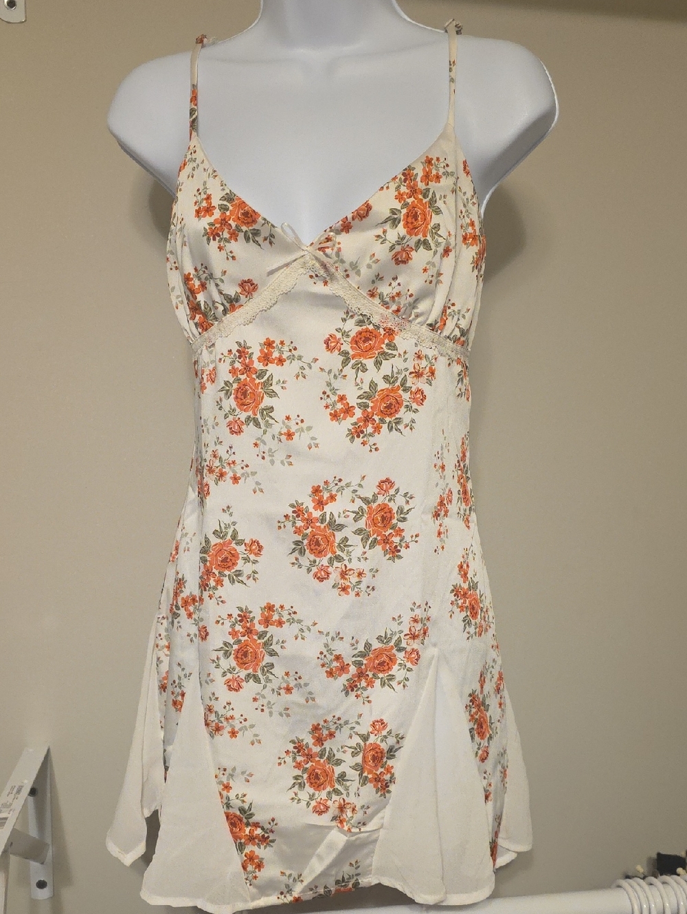 Forever 21 Mini Dress. Size Medium.